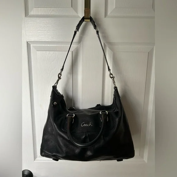 Authentic Coach “Ashley” Black Leather Women's Satchel Bag - Picture 5 of 11